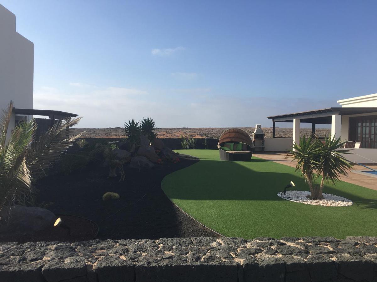 Luxury 3Bed Villa With Heated Private Pool, Full Sky And Free Wifi Playa Blanca  Ngoại thất bức ảnh